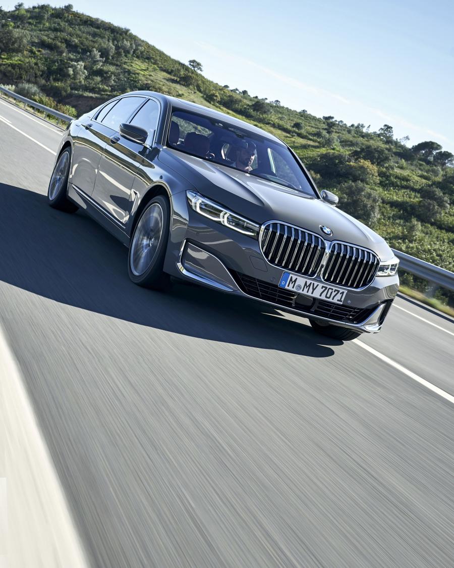  BMW 750Li xDrive (G12) 2019 года  (WW) (фото 153 из 164)